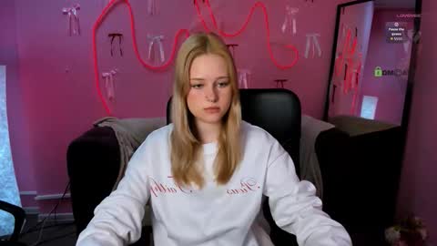 Mila online show from March 17, 6:50 am