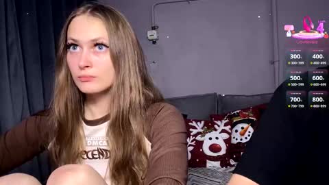 Snapshot of milana_sexwife chatting on December 22, 4:04 pm Dan and Milana online show from December 22, 4:04 pm