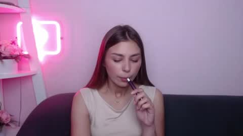 milanaangelas online show from June 29, 4:52 am