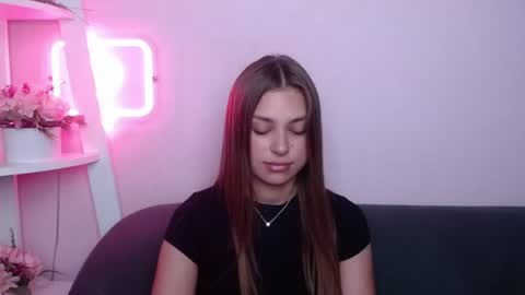 milanaangelas online show from July 20, 10:39 am