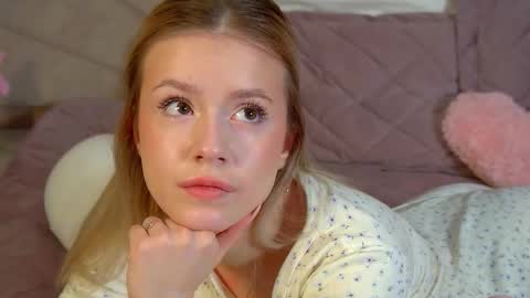 MilanaBalmain online show from March 10, 4:50 am