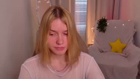 Snapshot of milanarayy chatting on July 24, 5:38 am Milaray online show from July 24, 5:38 am