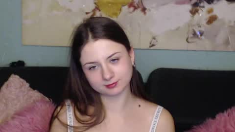 Snapshot of milanaroz chatting on February 15, 5:17 pm milanaroz online show from February 15, 5:17 pm