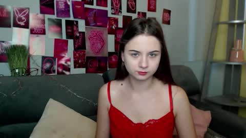 Snapshot of milanaroz chatting on September 11, 4:45 am milanaroz online show from September 11, 4:45 am