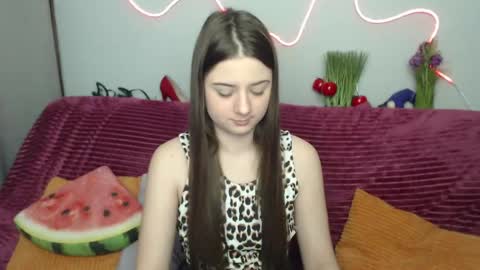 milanaroz online show from March 1, 6:15 am