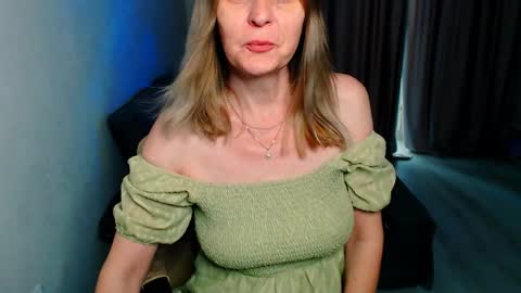 Snapshot of milanav chatting on May 31, 7:59 am Milena online show from May 31, 7:59 am