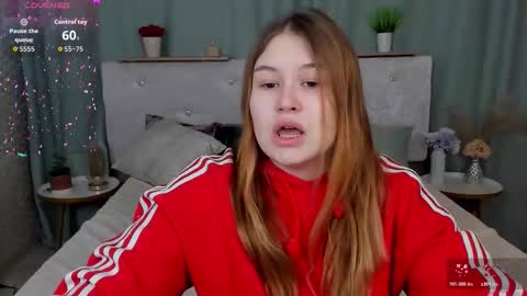 milanaxhoney online show from March 2, 12:46 am