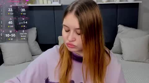 milanaxhoney online show from March 9, 12:36 am