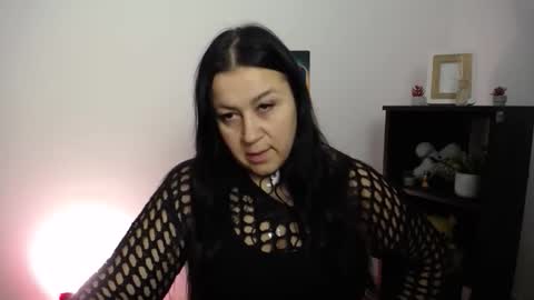 milania_milaa online show from October 2, 8:32 am