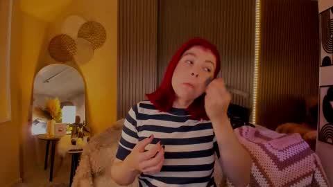 Snapshot of milaniminxx chatting on November 24, 7:24 pm aya online show from November 24, 7:24 pm