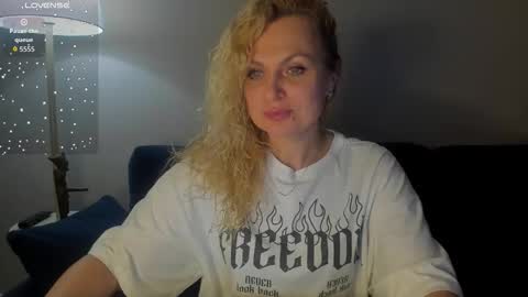 milanna_x online show from November 17, 7:41 pm