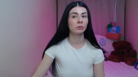 milasecretsss online show from April 4, 6:27 pm