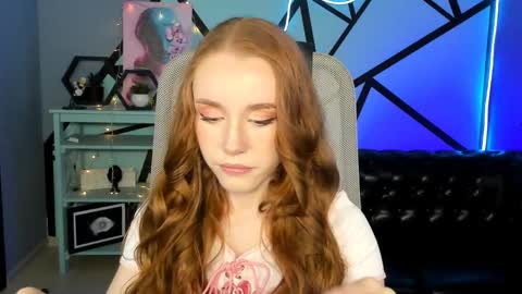 Mila online show from May 21, 9:05 am