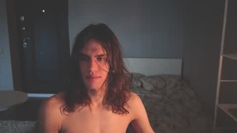 Snapshot of milaslovv chatting on June 24, 1:54 pm Mila online show from June 24, 1:54 pm