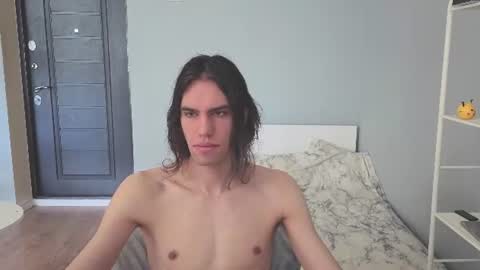 Snapshot of milaslovv chatting on June 27, 7:35 am Mila online show from June 27, 7:35 am