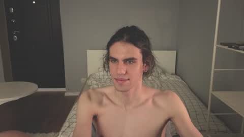 Snapshot of milaslovv chatting on July 18, 5:39 pm Mila online show from July 18, 5:39 pm
