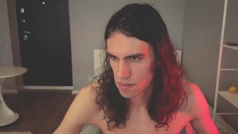 Snapshot of milaslovv chatting on July 26, 3:14 am Mila online show from July 26, 3:14 am