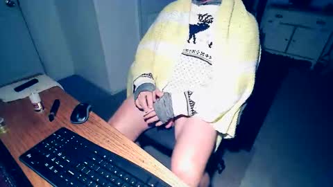 Milehi1958 online show from November 2, 2:25 am