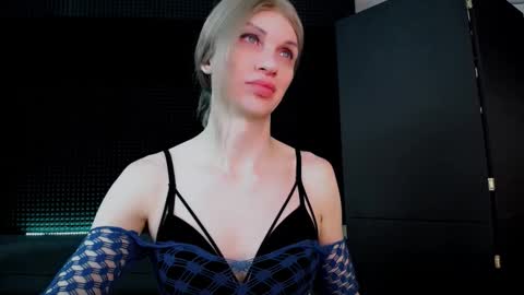 Milena Hardy online show from September 26, 12:47 am