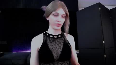 Milena Hardy online show from October 23, 4:12 am