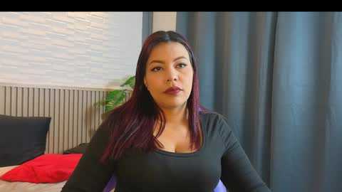 milena_lawson online show from March 28, 1:22 pm