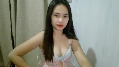 Snapshot of miletera chatting on October 29, 1:46 pm miletera online show from October 29, 1:46 pm