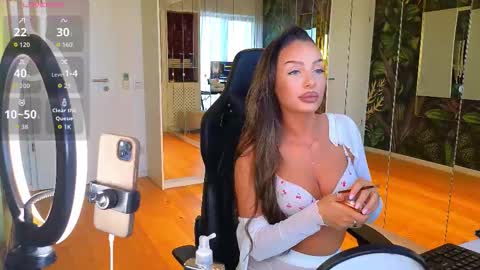 Miley Sin online show from February 11, 1:16 pm