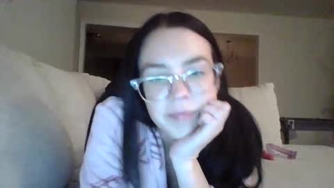 Snapshot of milf4you6 chatting on November 29, 2:25 am milf4you6 online show from November 29, 2:25 am