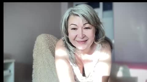 Charlotte online show from January 12, 3:45 am