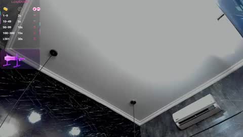 Snapshot of milf_drip chatting on July 25, 3:31 pm Lili online show from July 25, 3:31 pm