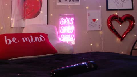 Snapshot of milf_lacey chatting on January 31, 1:11 am Milf Lacey online show from January 31, 1:11 am