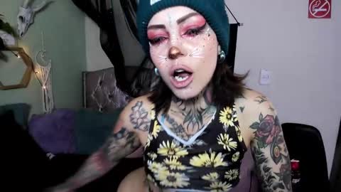 Snapshot of milf_onlyseduction chatting on December 6, 12:49 pm Isabella online show from December 6, 12:49 pm