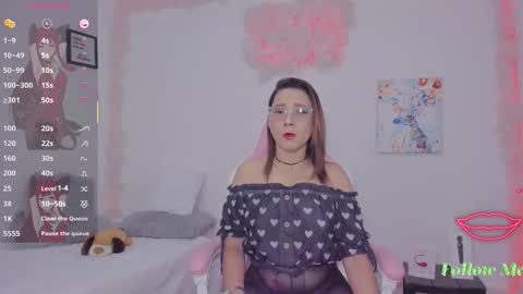 Aura  online show from February 7, 3:43 am