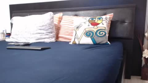 Snapshot of milfbiglips38 chatting on August 3, 3:27 am milfa online show from August 3, 3:27 am