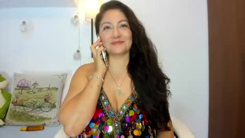 Snapshot of milfboobs_10 chatting on July 18, 10:13 pm Nakary Bustamante online show from July 18, 10:13 pm