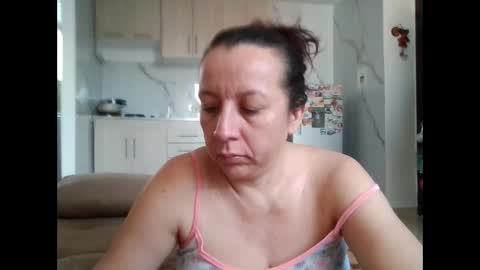 Snapshot of milfevha chatting on December 15, 9:41 pm milfevha online show from December 15, 9:41 pm