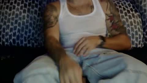 Snapshot of milfloverfl chatting on February 17, 2:09 am milfloverfl online show from February 17, 2:09 am