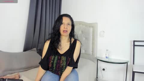 Snapshot of milfnew chatting on November 12, 5:08 am Nataly online show from November 12, 5:08 am