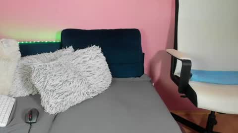 Snapshot of milfsabina chatting on June 30, 4:52 pm MilfSabina online show from June 30, 4:52 pm