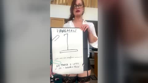 Mia online show from January 17, 9:29 pm