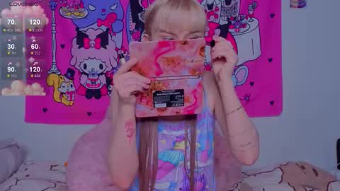 Milia online show from February 8, 8:12 pm