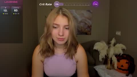 Snapshot of milinafox chatting on November 1, 3:08 am milinafox online show from November 1, 3:08 am