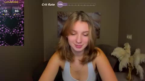 Snapshot of milinafox chatting on November 6, 12:33 am milinafox online show from November 6, 12:33 am