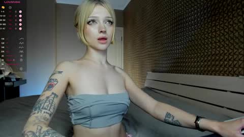 Mila 3 aka Deepthroat World Champion online show from May 2, 1:21 am