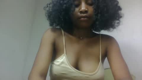 milinasy online show from February 6, 6:11 pm