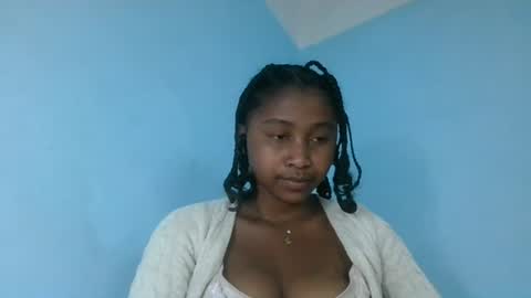 milinasy online show from July 16, 6:47 pm
