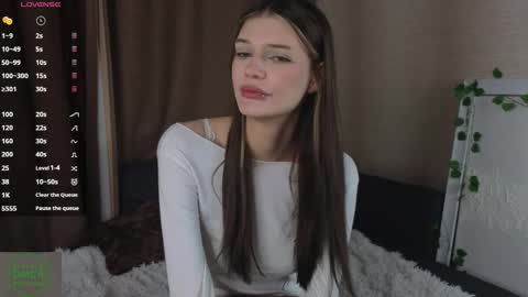 Milisa online show from May 5, 9:34 pm