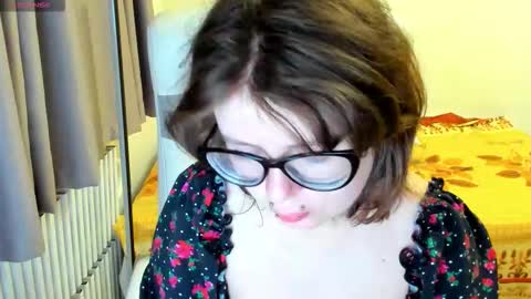Snapshot of milisasweet chatting on September 9, 7:13 pm MilisaSweet online show from September 9, 7:13 pm