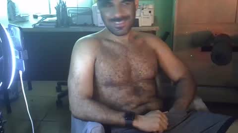 Snapshot of militaryx chatting on October 26, 11:09 pm militaryx online show from October 26, 11:09 pm