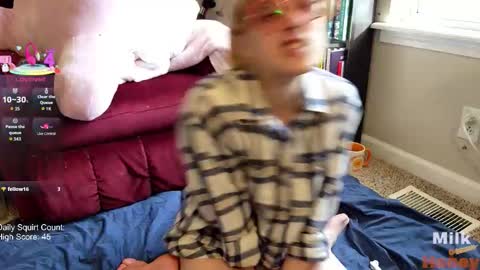 Snapshot of milkandhoneycams chatting on March 16, 10:14 pm MilkandHoney online show from March 16, 10:14 pm